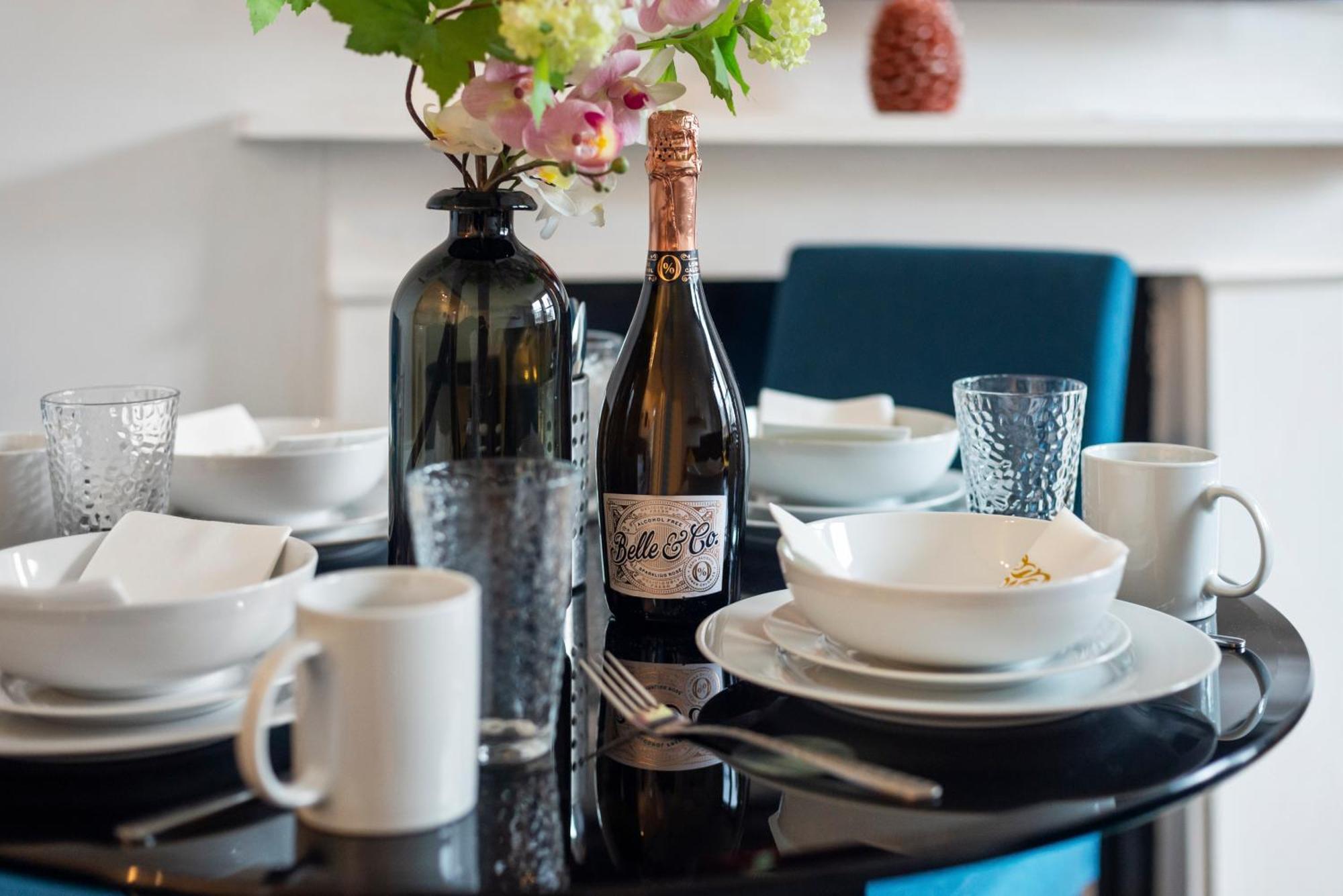 Modern Living In The Heart Of Covent Garden! 6Bc Apartment London Bagian luar foto